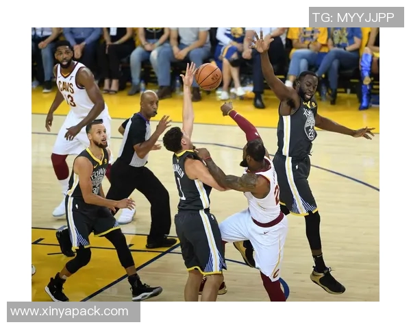 2018年NBA总决赛骑士与勇士精彩对决全程录像回顾与分析 2018年NBA总决赛骑士与勇士精彩对决全程录像回顾与分析