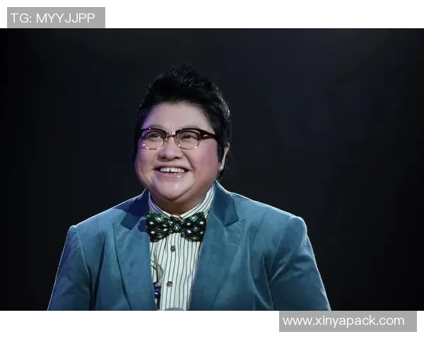 足球明星灵堂照片引发热议真实与虚假之间的争论与思考 足球明星灵堂照片引发热议真实与虚假之间的争论与思考